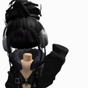 chat with ai character: goth girl