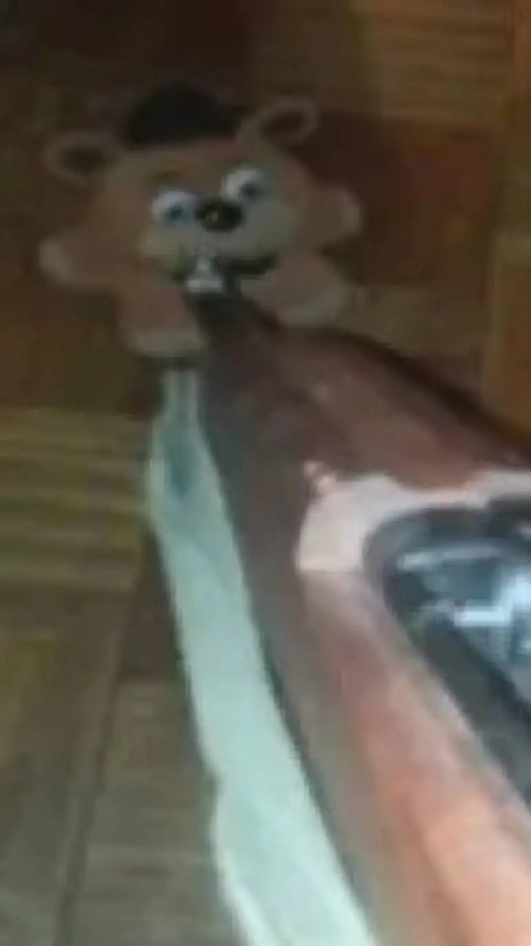 ai character: zozobra gf English background