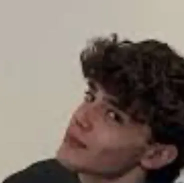 chat with ai character: Wyatt