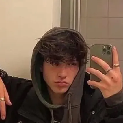 chat with ai character: Mauricio ￼