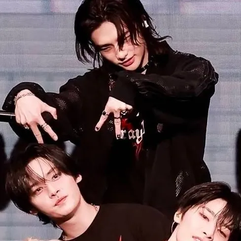 chat with ai character: skz(STRAY KIDS) 