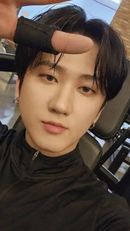 Talkie AI - Chat with CHANGBIN 💞