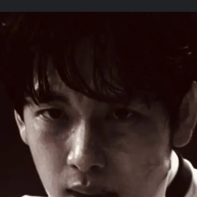 chat with ai character: Myung-gi