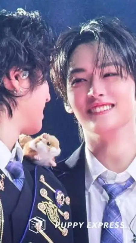 ai character: ~•Lee Know•~ background