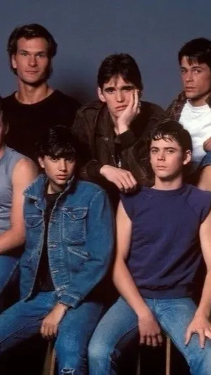 ai character: The outsiders  background