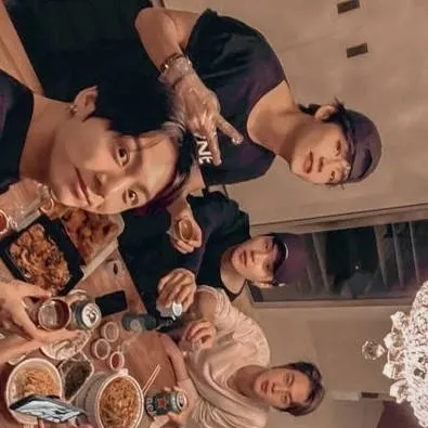 chat with ai character: BTS mafia dinner!