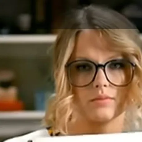 chat with ai character: Eliot