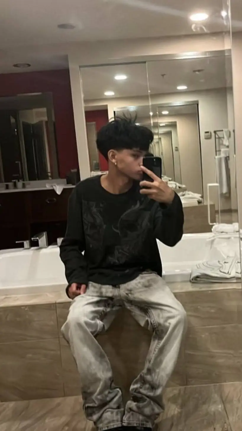 ai character: Gabe  background