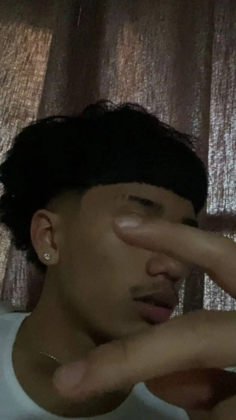 ai character: Jose  background