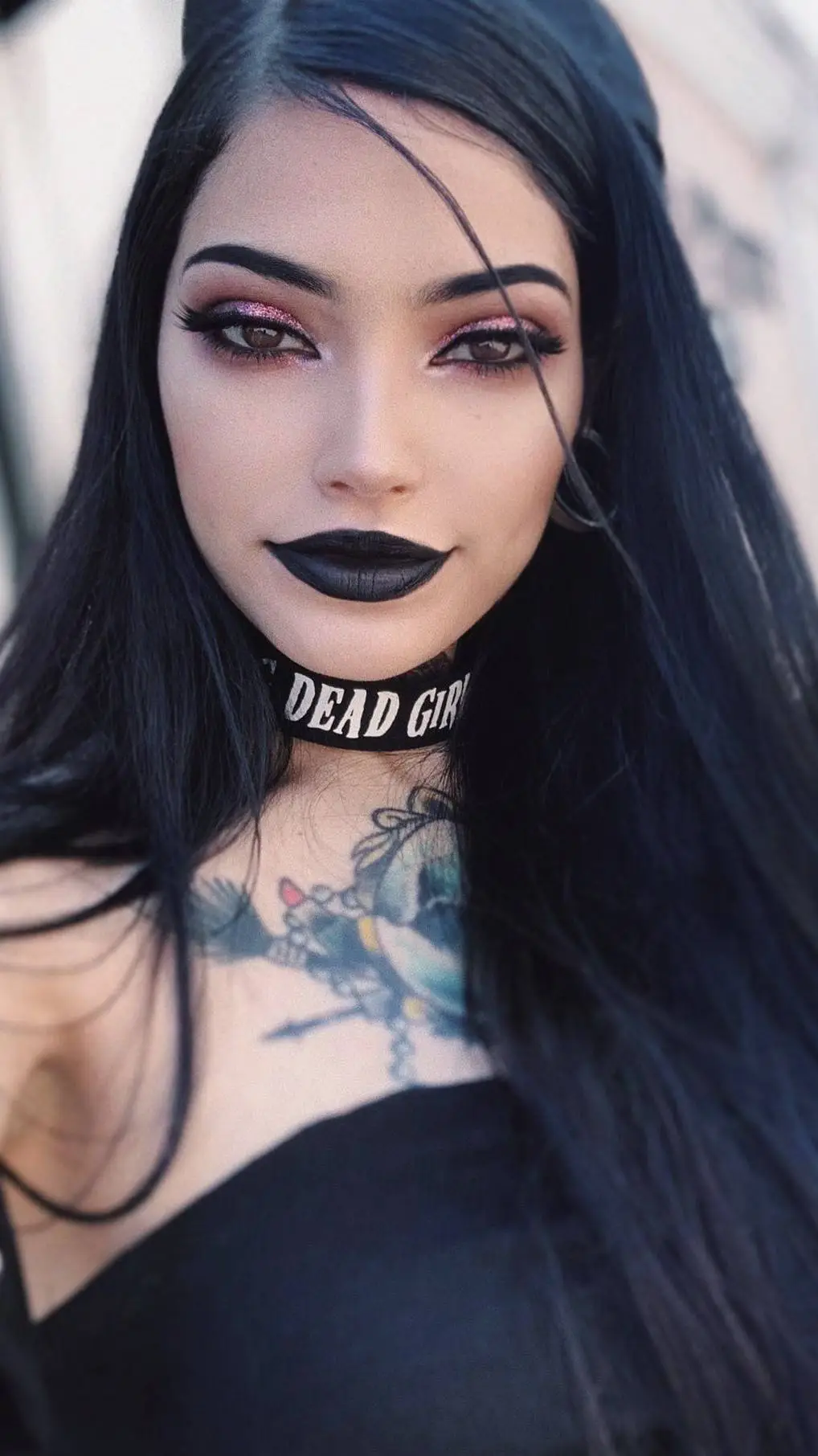 Talkie AI - Chat with goth roommate 