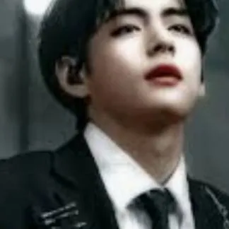 chat with ai character: Taehyung