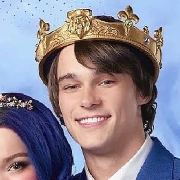 chat with ai character: King Ben