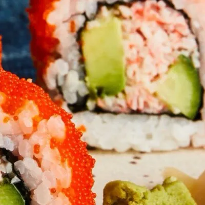 chat with ai character: Sushi