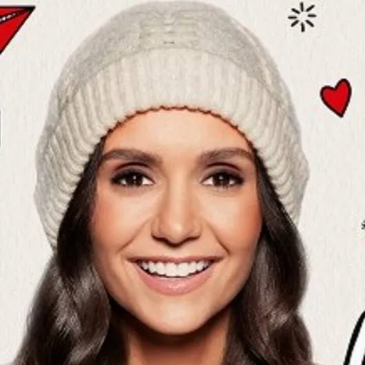 chat with ai character: Natalie Bauer