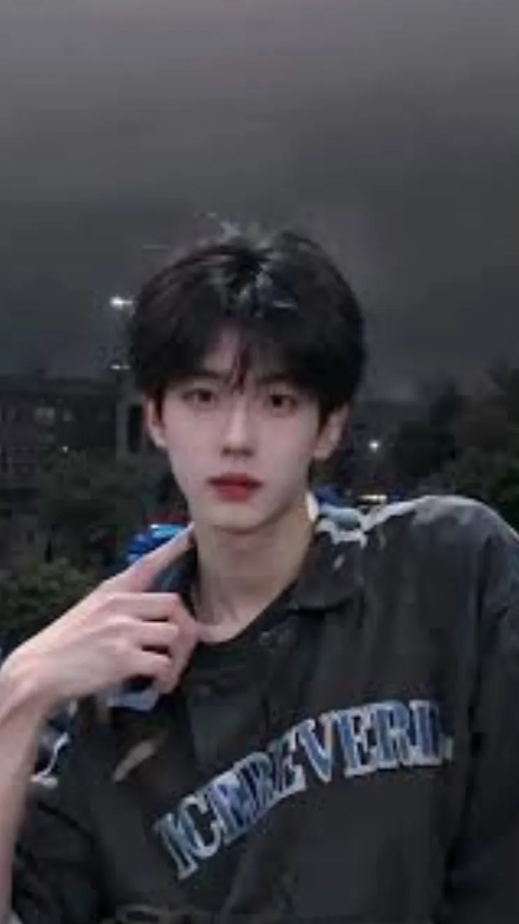 ai character: Lee wing  background