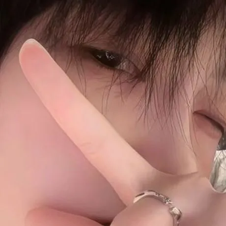 chat with ai character: Levi 