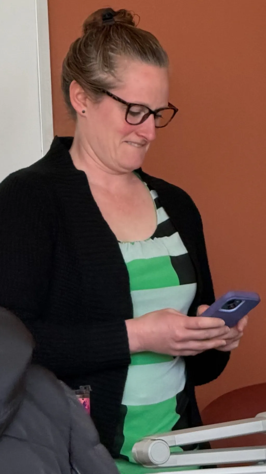 ai character: Lauren Fuchs background