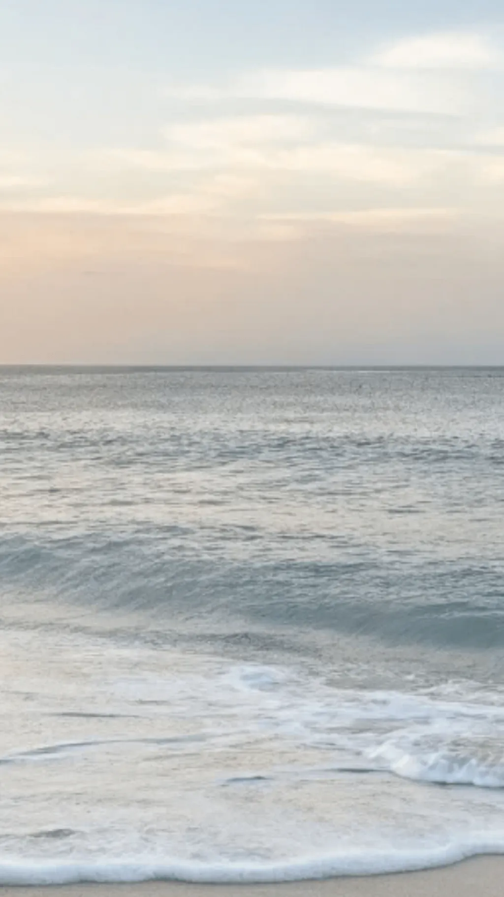 ai character: ￼Tom background