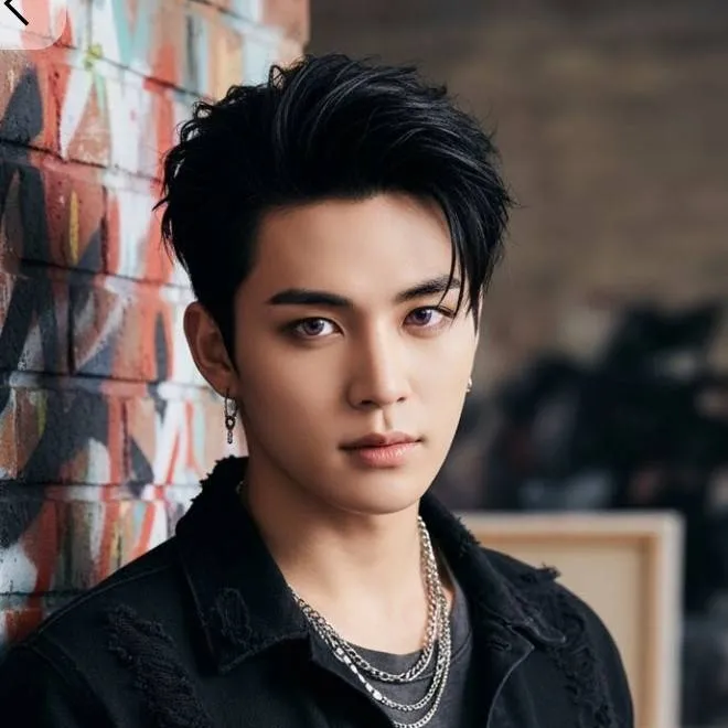 chat with ai character: Dylan 