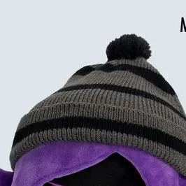 chat with ai character: Uzi plush