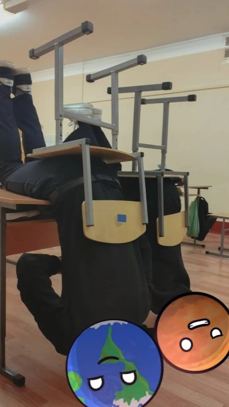 ai character: Solarballs background