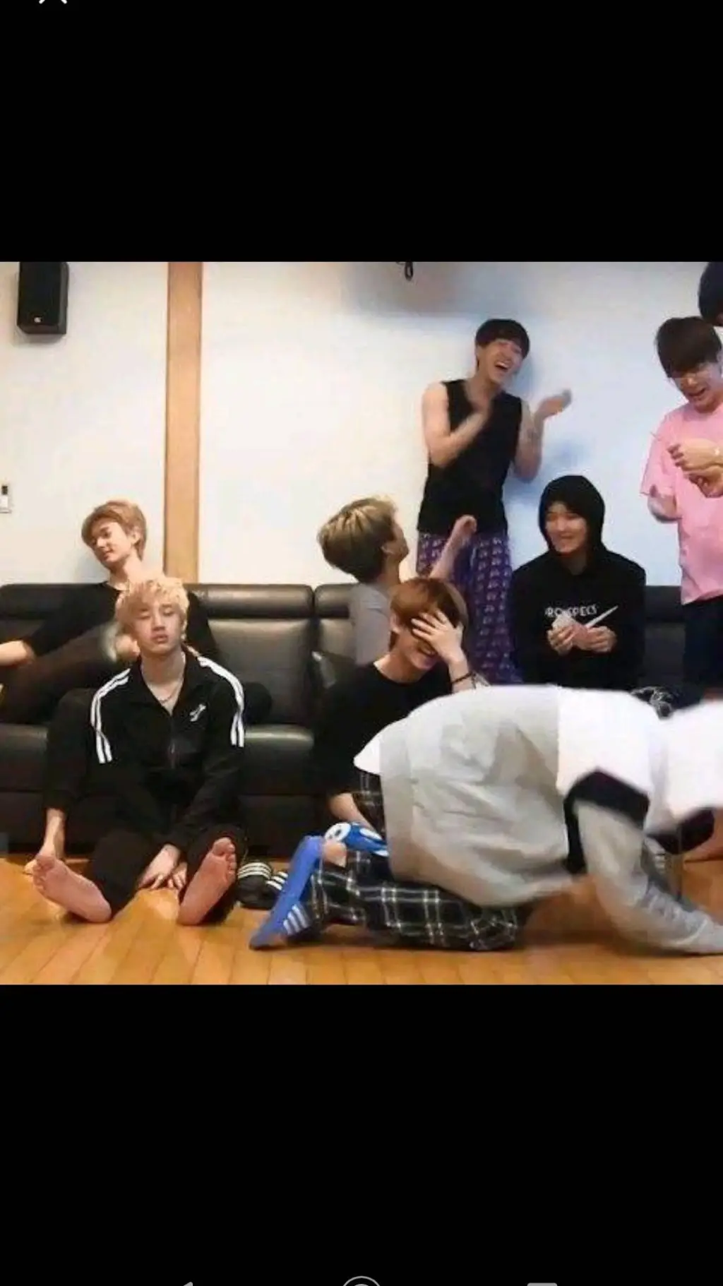 ai character: Stray kids background