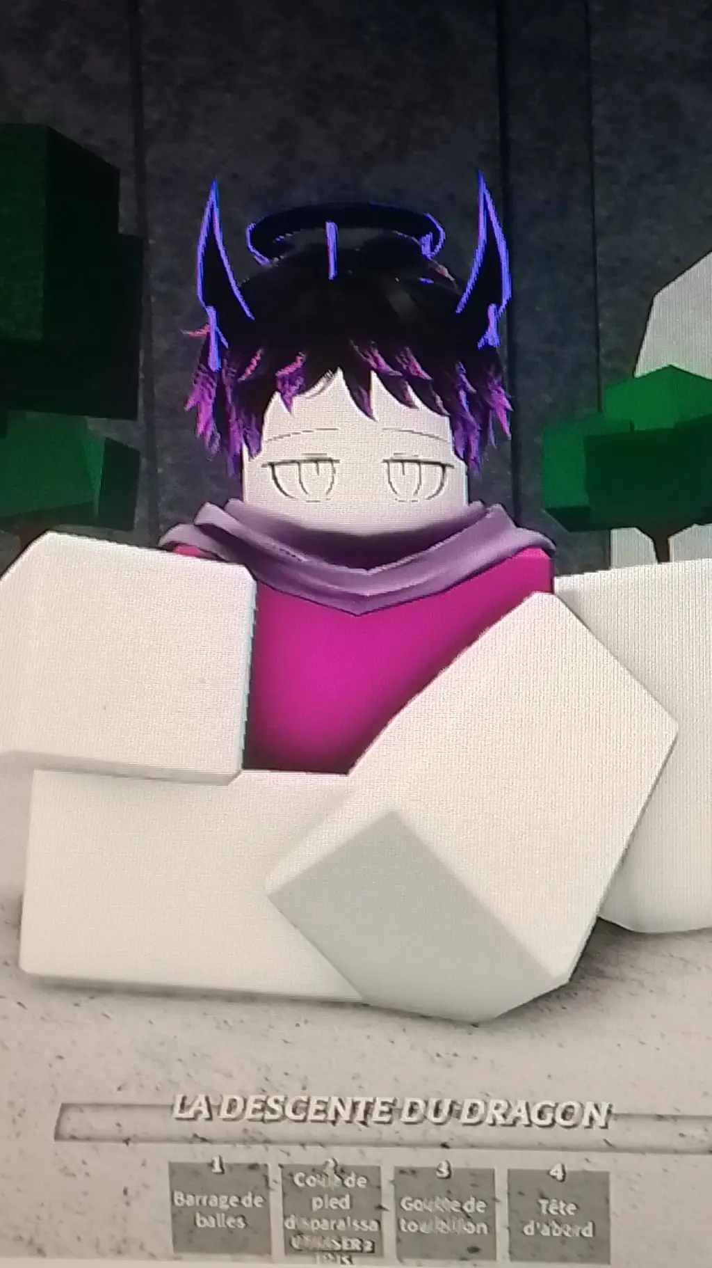 ai character: react og new💜noob🤍 background