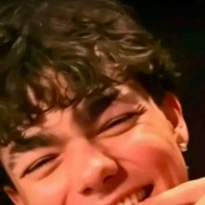 chat with ai character: malachi barton 