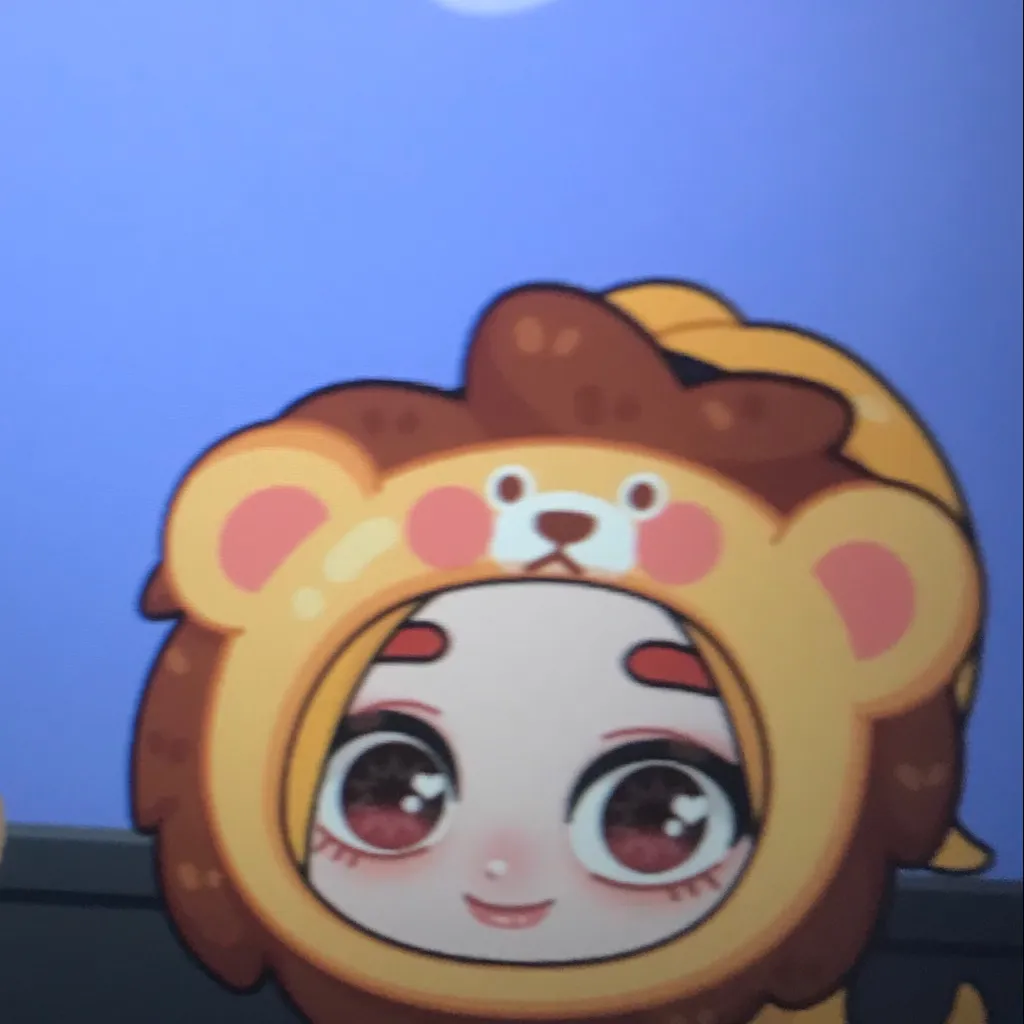 chat with ai character: Lion girl