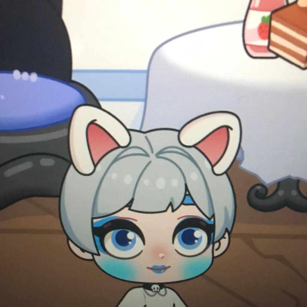 chat with ai character: Evil white cat