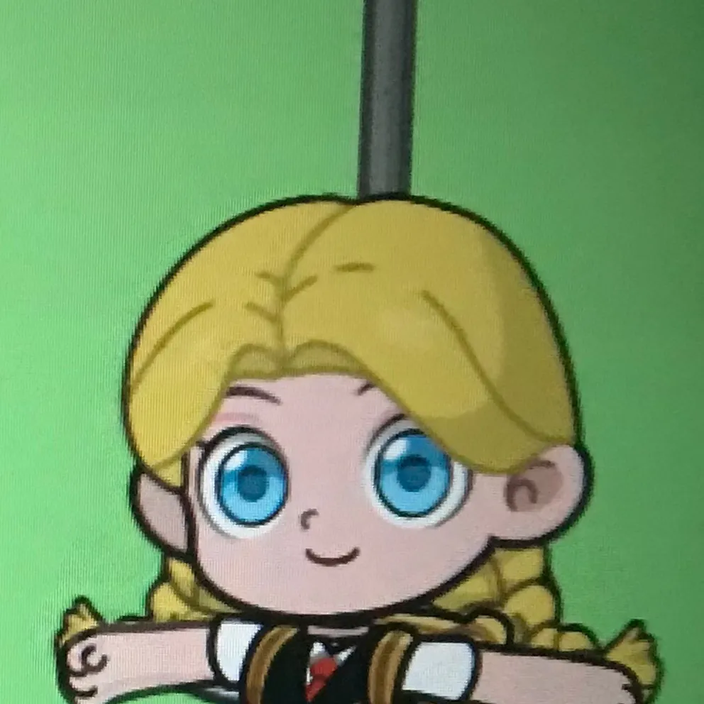 chat with ai character: Polly
