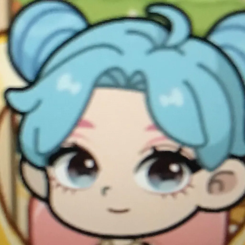 chat with ai character: Sofie