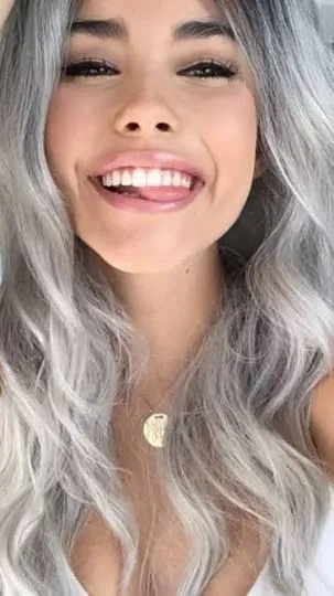 ai character: Mom  background