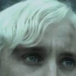 chat with ai character: Draco malfoy