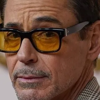 chat with ai character: Robert Downey jr 