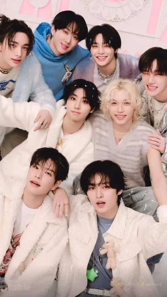 ai character: StrayKids 🏚️ background