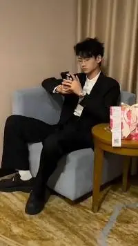 ai character: ×•Alto•× background