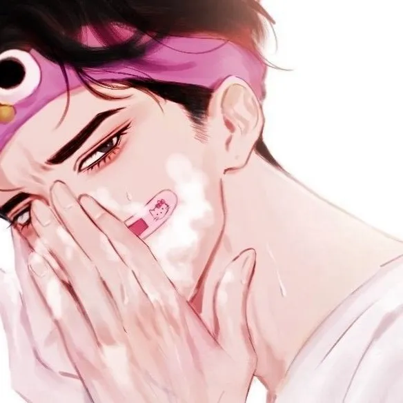 chat with ai character: Aaron💗