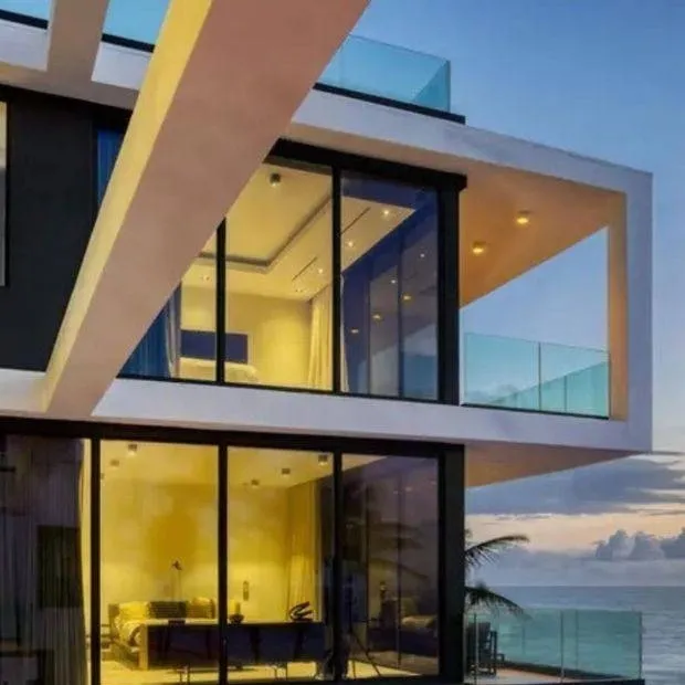 chat with ai character: friend