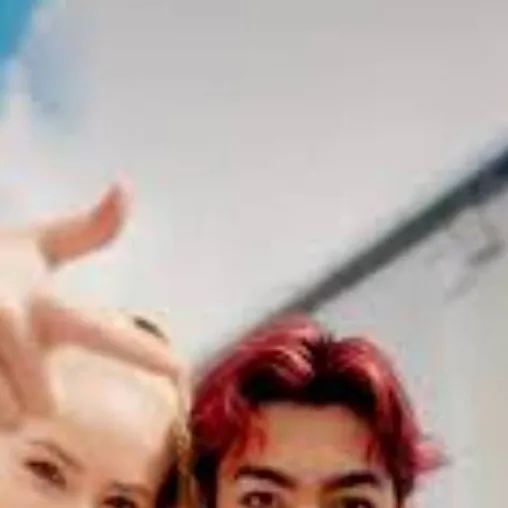 chat with ai character: ray