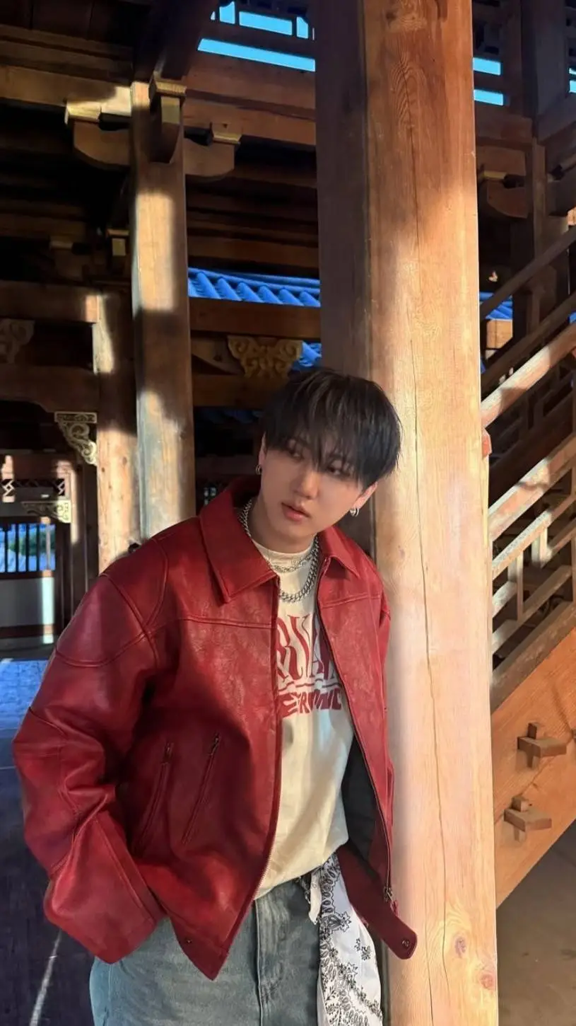 ai character: Changbin background