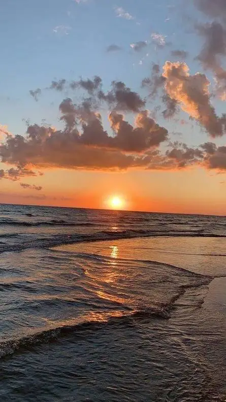 ai character: Kickflip background