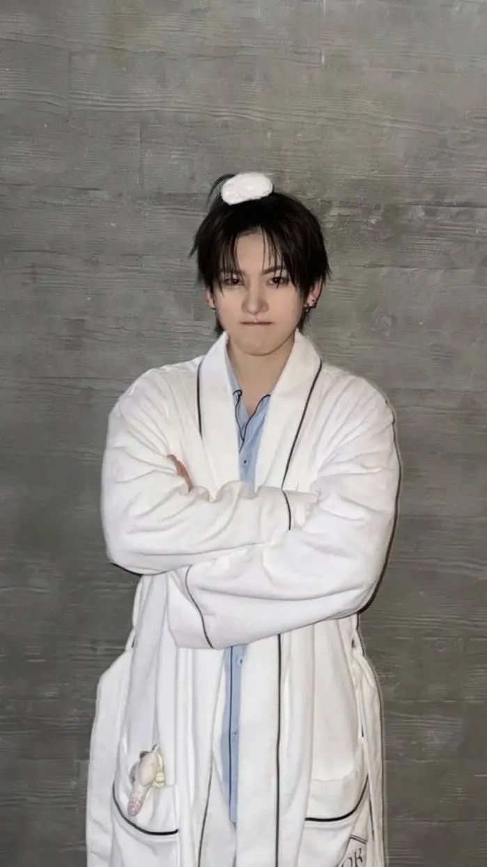 ai character: Kyehoon background