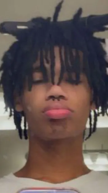 ai character: Kahlil background