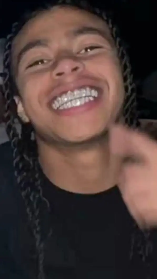 ai character: 😍🥺😁🫶🏾DD Osama😍🥺😁🫶🏾 background