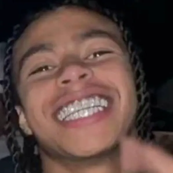 chat with ai character: 😍🥺😁🫶🏾DD Osama😍🥺😁🫶🏾