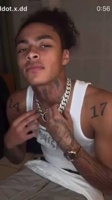 ai character: 🥰🥵😍🥵🥰DD Osama🥰🥵😍🥵🥰 background