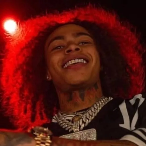 chat with ai character: 👑👑👑👑👑DD Osama👑👑👑👑👑