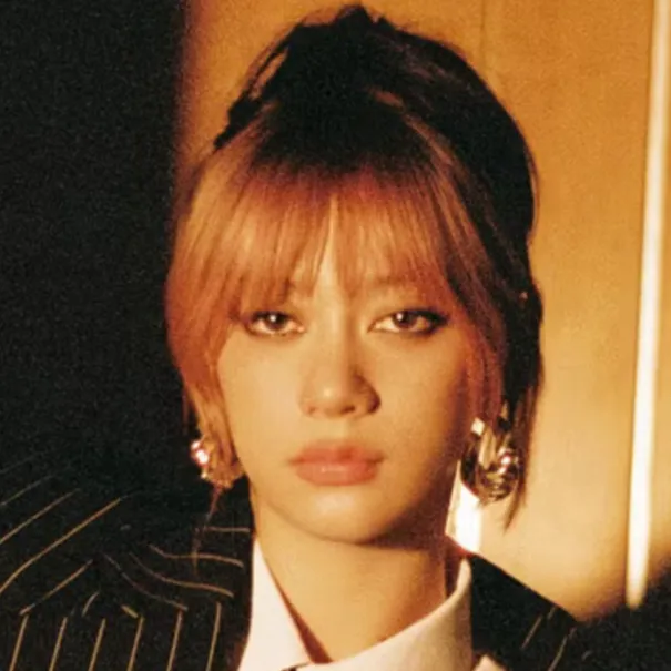 chat with ai character: Megan 