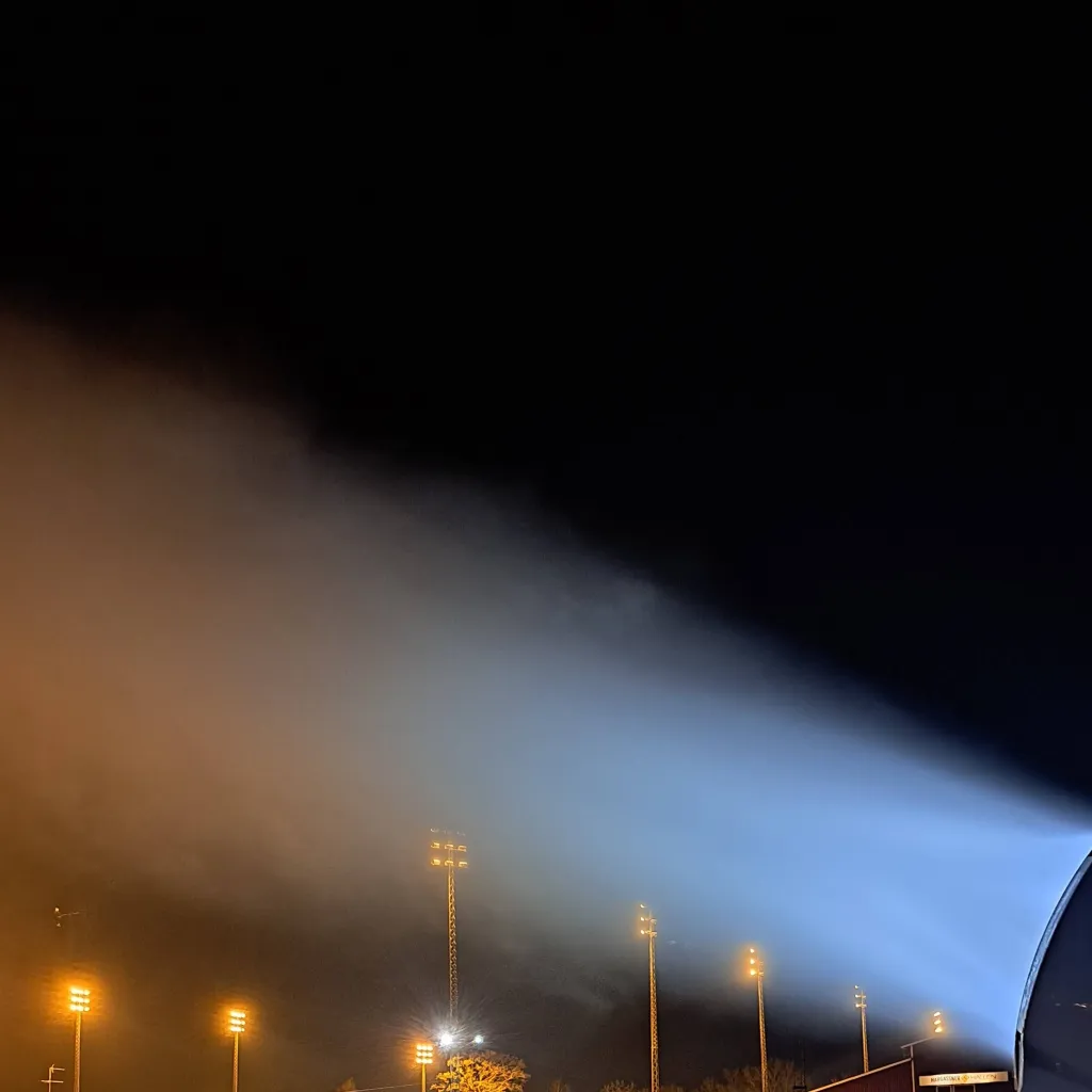 chat with ai character: kny pick meeee